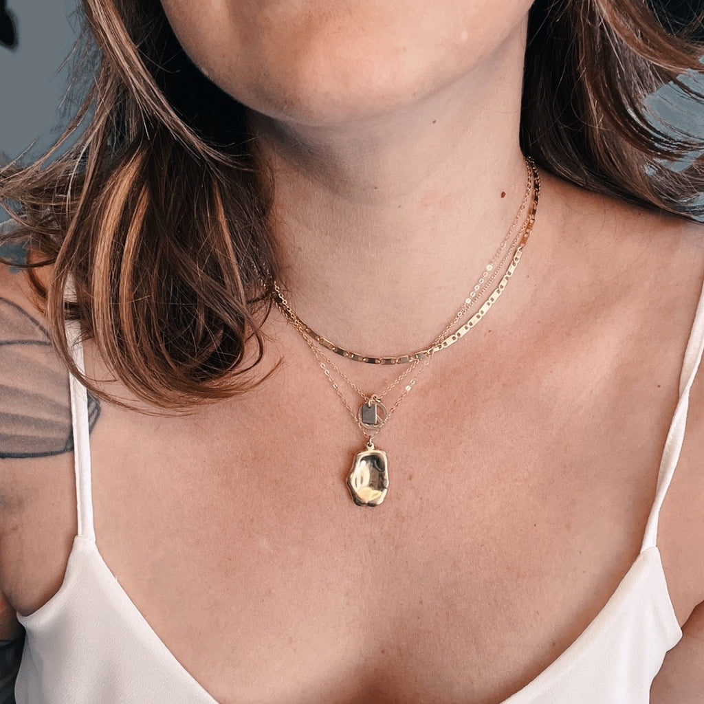 Giovanna Smashed Pendant Necklace